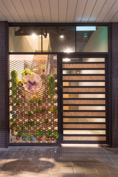Property building, Facade/entrance