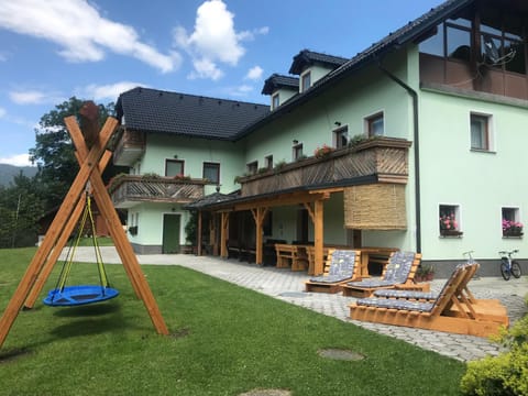 Property building, Garden, sunbed