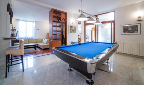 Billiard