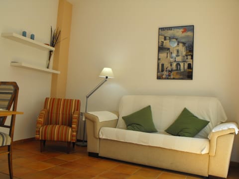 Living room, Decorative detail