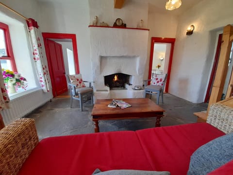 Donegal Thatched Cottage House in County Donegal