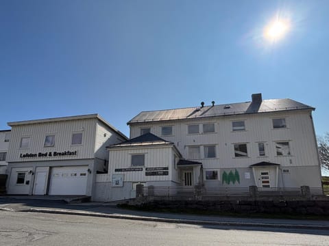 Lofoten Bed & Breakfast Reine - Rooms & Apartments Bed and Breakfast in Lofoten