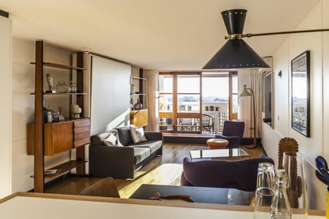 Photo of the whole room, City view, Garden view, Sea view