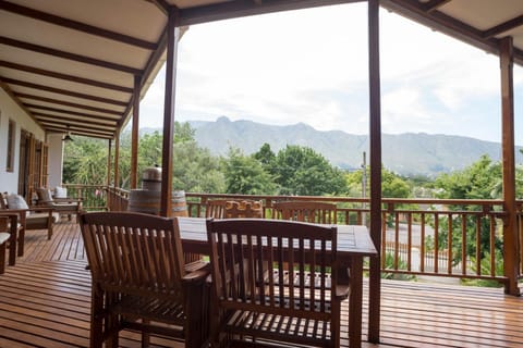 Balcony/Terrace, Balcony/Terrace, Mountain view