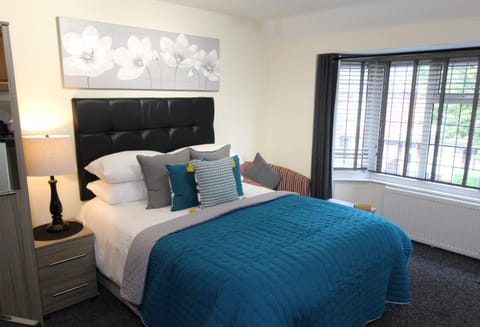 Holcombe House Apartment hotel in Wolverhampton