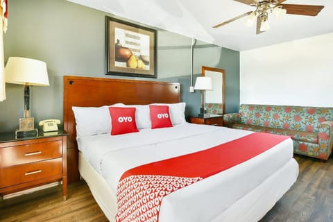 OYO Hotel McAlester OK S Main St Hotel in McAlester