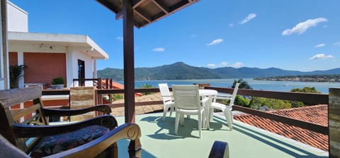 Day, Natural landscape, Balcony/Terrace, Lake view