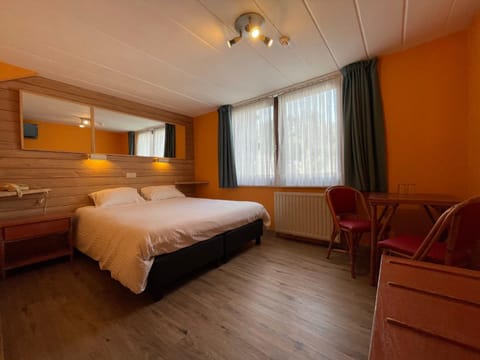 Bed, View (from property/room), Photo of the whole room, Decorative detail, Bedroom