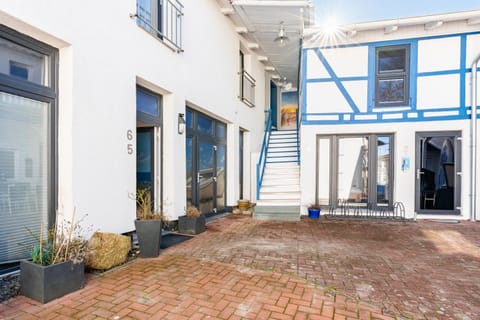 Property building, Internal: Not applicable to any particular room