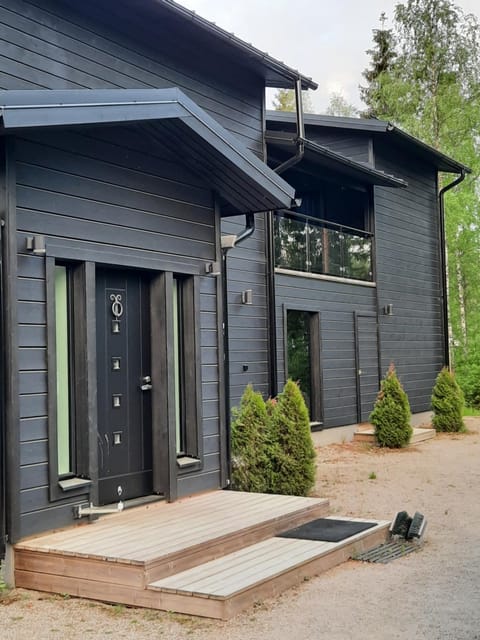 Villa Hiili House in Finland