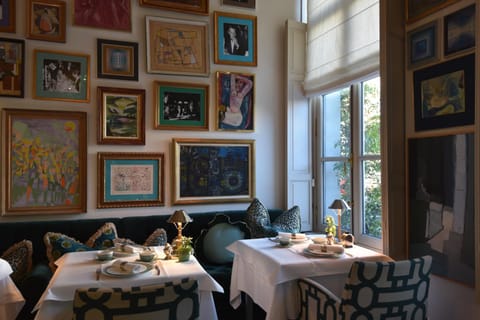 Restaurant/places to eat, Food and drinks, Decorative detail