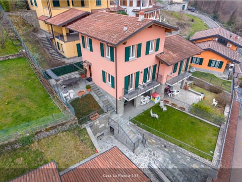 Property building, Bird's eye view