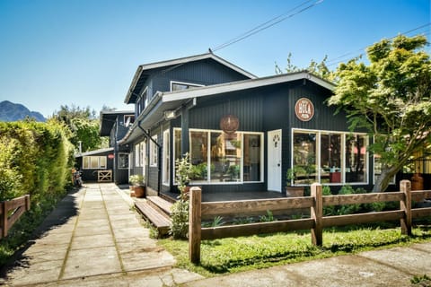 Property building, Facade/entrance