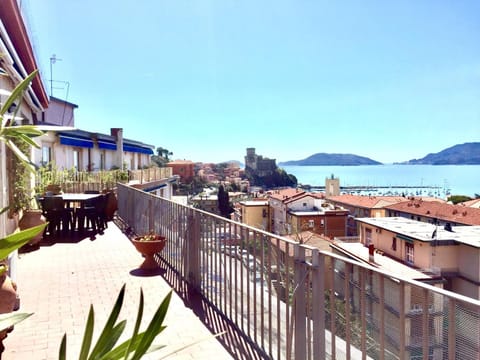 La Terrazza sul Golfo Apartment in Lerici