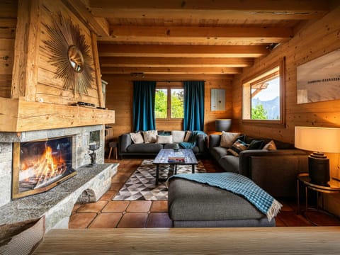 Winter, Living room, Seating area