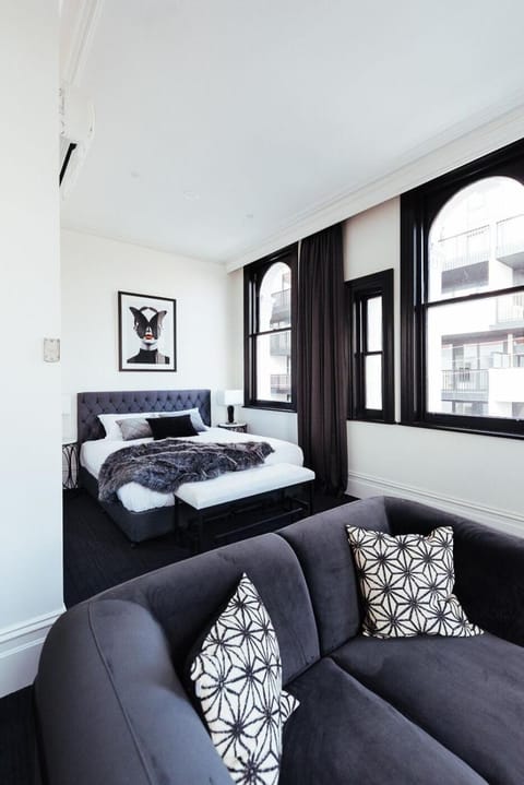 Bed, Seating area, Bedroom