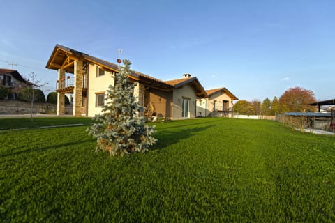 Garden view, Area and facilities