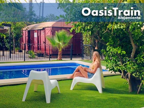 People, Garden, Garden view, Pool view, Swimming pool, Entertainment