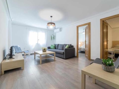 Piso Carolina Apartment in Valencia