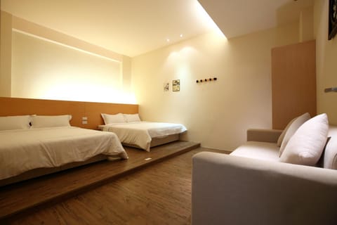 Photo of the whole room, bunk bed