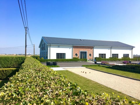 Property building, Activities, BBQ facilities, Children play ground, Game Room, Garden, View (from property/room), Balcony/Terrace, Cycling, Garden view, Area and facilities, Entertainment, group of guests, Family, Parking, pet friendly