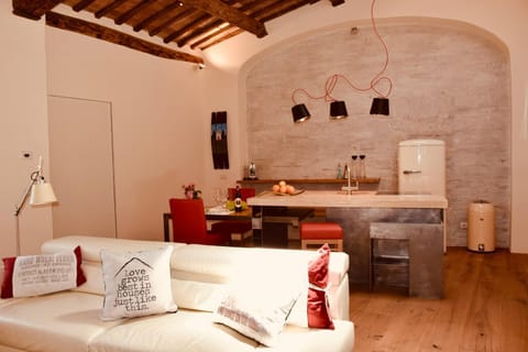 Living room, Decorative detail, Seating area, Dining area