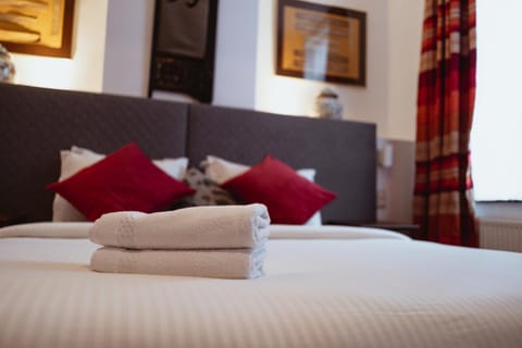 Photo of the whole room, Decorative detail