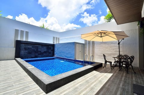 Activities, BBQ facilities, Pool view, Swimming pool, Certificate/Award
