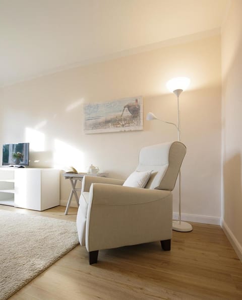 Living room, Decorative detail