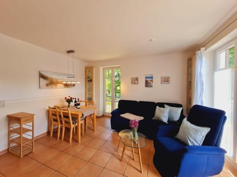 Strandläufer Villa Rosita mit Garten Apartment in Rerik