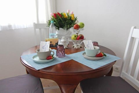 Kapitaenshaus-Lassen-Zimmer-Kapitaen-Blaubaer Bed and Breakfast in Westerland