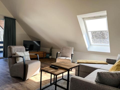 Kapitaenshaus-Lassen-Zimmer-Columbus-Suite Bed and Breakfast in Westerland