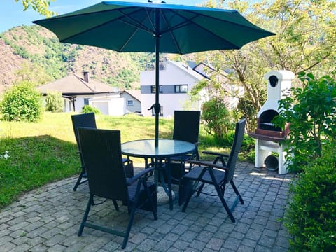 BBQ facilities, Garden, Balcony/Terrace