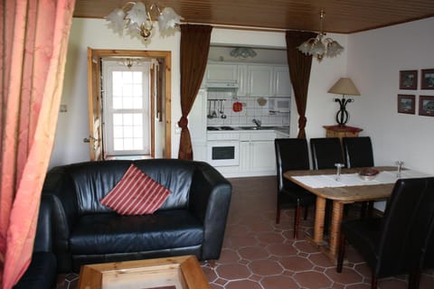 Zur alten Schmiede I (Mitte) Apartment in Boltenhagen