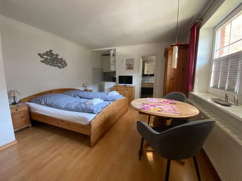 Sylvie Steinhardt, Wohnung 3 Apartment in Nordfriesland