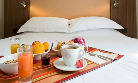 Brit Hotel Le Kerann Nantes St Herblain - Zac De La Lorie Hotel in Saint-Herblain