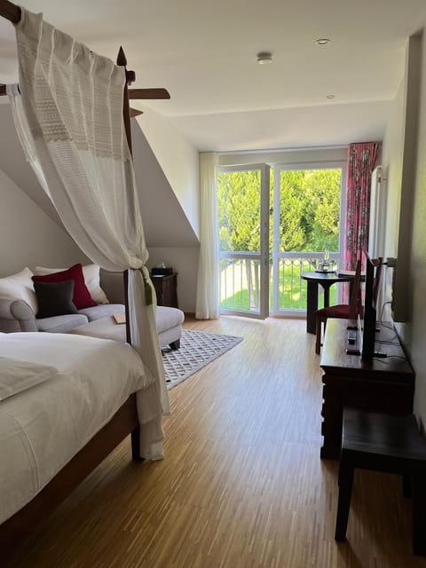 GästeHaus Auler Hof Bed and Breakfast in Cochem-Zell