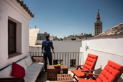 Property building, Balcony/Terrace, City view, Landmark view
