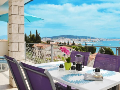 Balcony/Terrace, City view, Sea view