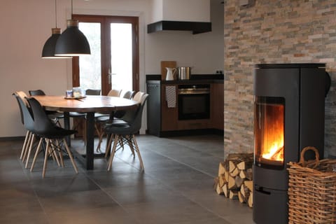 Day, Winter, Kitchen or kitchenette, Dining area, On site