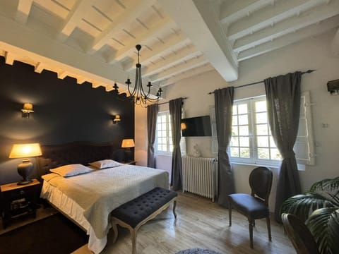 hôtel particulier d'hôte le Philippe-le-Bel Bed and Breakfast in Villeneuve-lès-Avignon