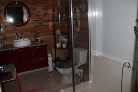 Chambre d'Hôtes "Orchidees" Bed and Breakfast in Nogent-le-Rotrou