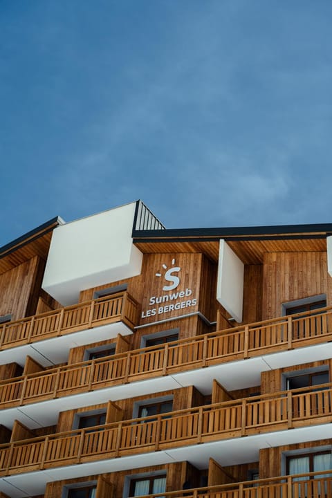 Property building, Day