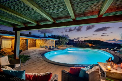 Patio, Swimming pool