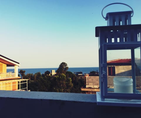 Neighbourhood, Sea view