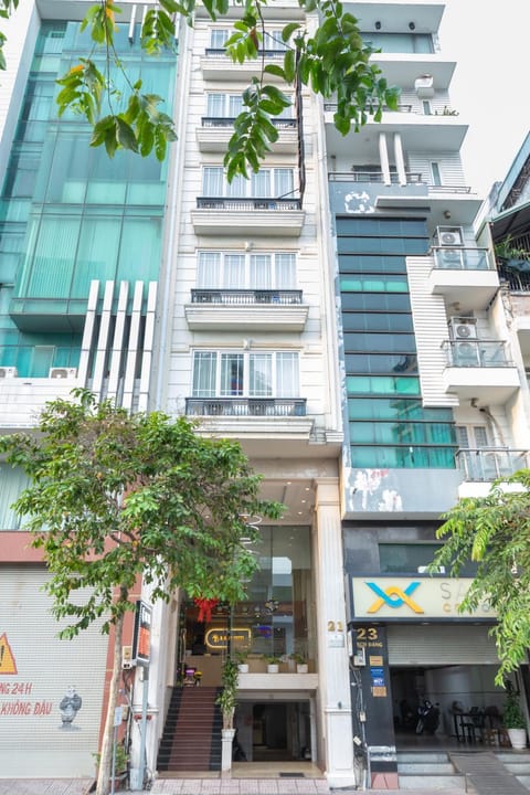 Property building, Facade/entrance