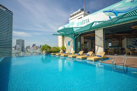 Property building, Swimming pool