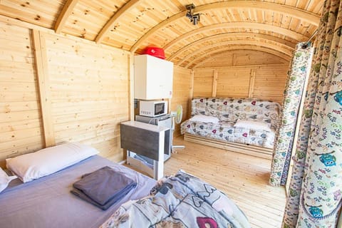 Camping de Tournus - Drole de cabane Nature lodge in Bourgogne-Franche-Comté