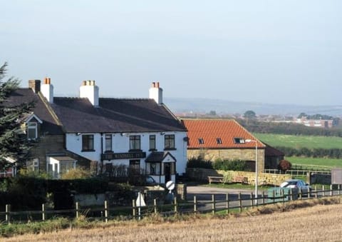 Property building, Location