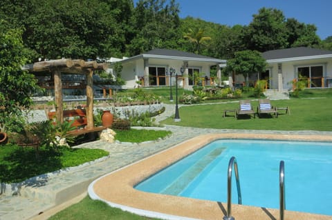 Garden, Swimming pool